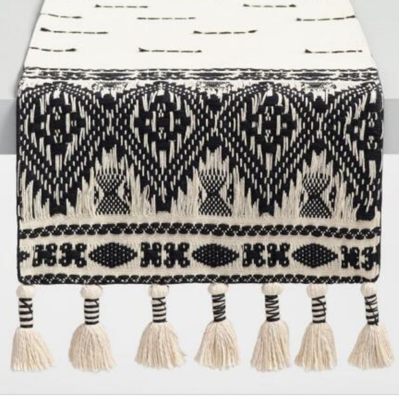 Johnny was tassels - Picture 8 of 16